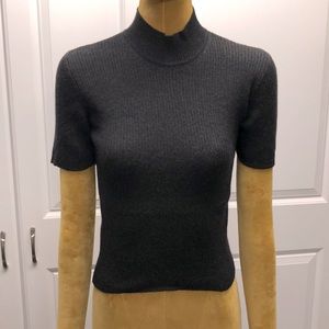 Women’s Burberry turtle neck short sleeve top